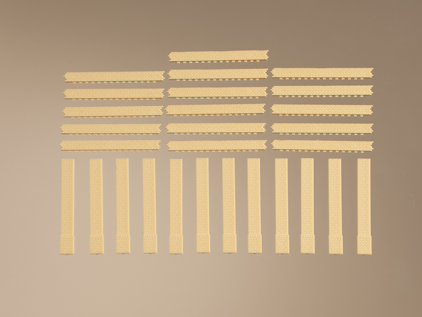 Pillars, short and brick friezes, yellow<br /><a href='images/pictures/Auhagen/80411_1.jpg' target='_blank'>Full size image</a>